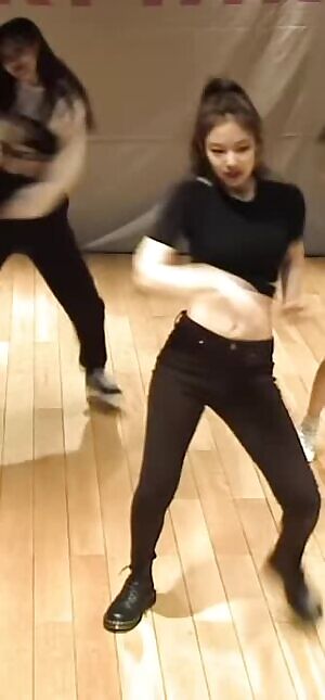 Blackpink - Jennie Thong