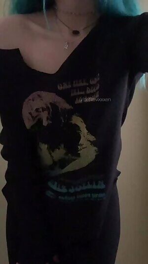 another vid I took today <3 love showing myself off to you all 🥰😉