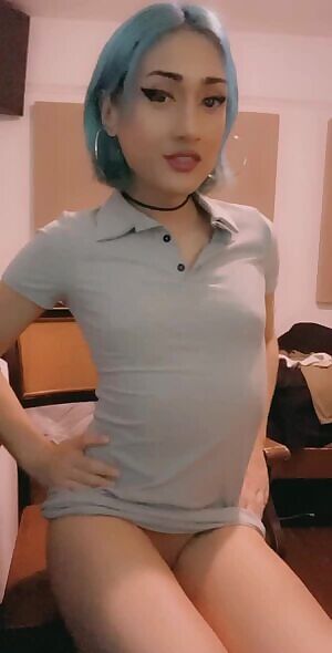 these are my fuck-me-please eyes. r they working?? 🥺👀