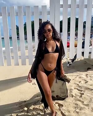 Any Leigh Anne Pinnock fans?