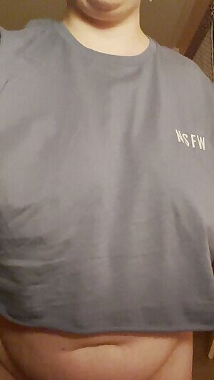 A NSFW G-cup drop, just like the shirt advertises 😏