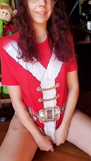 Its Tiny Tits Tuesday so I'm here to show mine of to you. Enjoy 😘