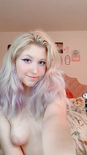 cum with me? I’m horny and wanna ! can be kinky or vanilla! or telegram me: babypeachyx 💕