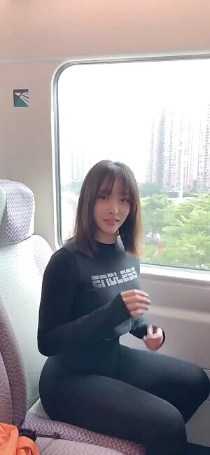 Hitomi @cchelseameow