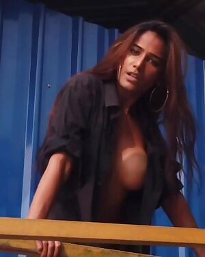 Poonam Pandey - Halloween Surprise