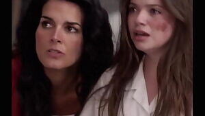 Annie Wersching Going down stairs - I have to find episode / show