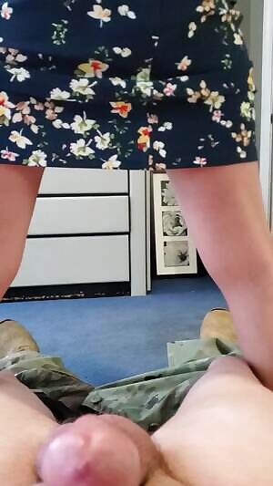 Squatfuck with great grip! OC 🤤