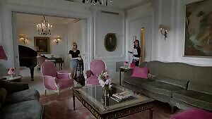 Carlson Young in Emily In Paris