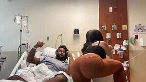 It stays moving 🍑 even at the hospital