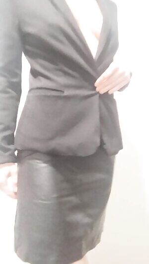 Dusting out real clothes for a job interview tomorrow 😬😨