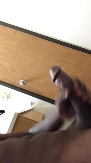 Should have been in one of your holes 💦💦