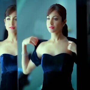 Anushka Sharma I want to sniff, lick, and fuck Anushka armpits and eventually cum on those pits🤤💦