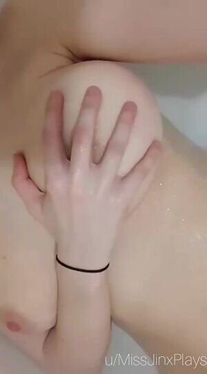 Take a bath with me;)