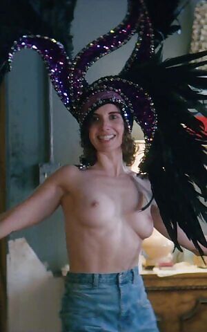 Alison brie plot in glow