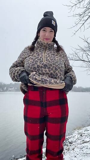 Hiding some 30H’s in the snow! ❄️ 😇