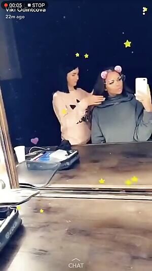 SC story - Black dress