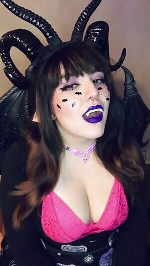 Welcome to hell, I'll be your personal succubus 🖤