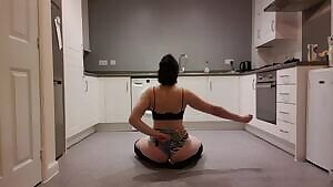 Want to see the full twerk choreo?