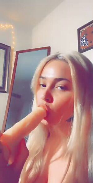 Snapchat @datingyourdaddy