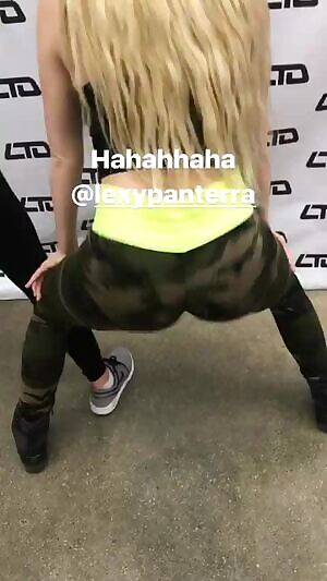 Lele twerking