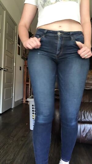 Hii 😊😊 Happy Sunday 😘