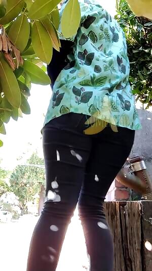 Public ass and pussy flash