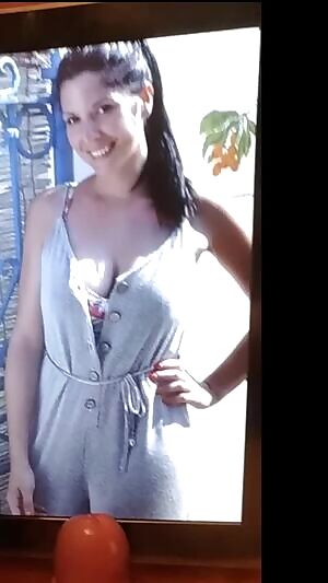 Sexy gf gets rope after rope of thick cum all over her