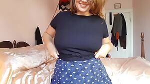 Stop scrolling and watch me jiggle and drop ;)